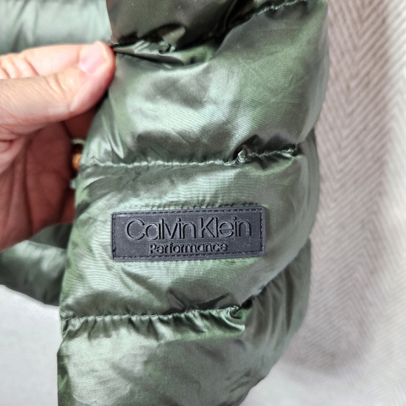 Calvin Klein Performance Womens 2X Premium Down Green Quilted Puffer Vest - Picture 9 of 11